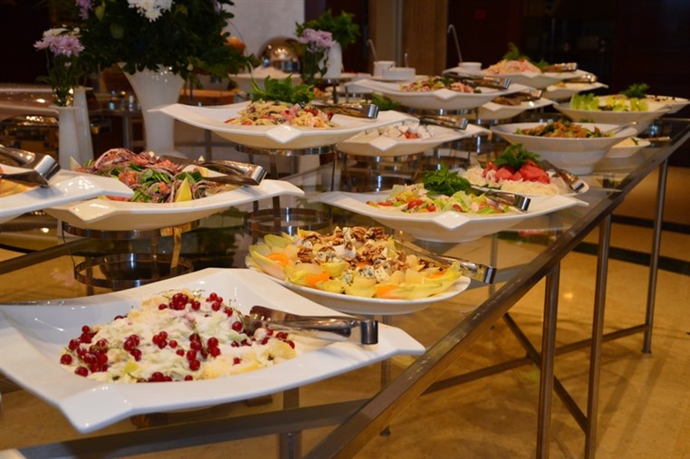 Le Ciel Sunday Buffet 